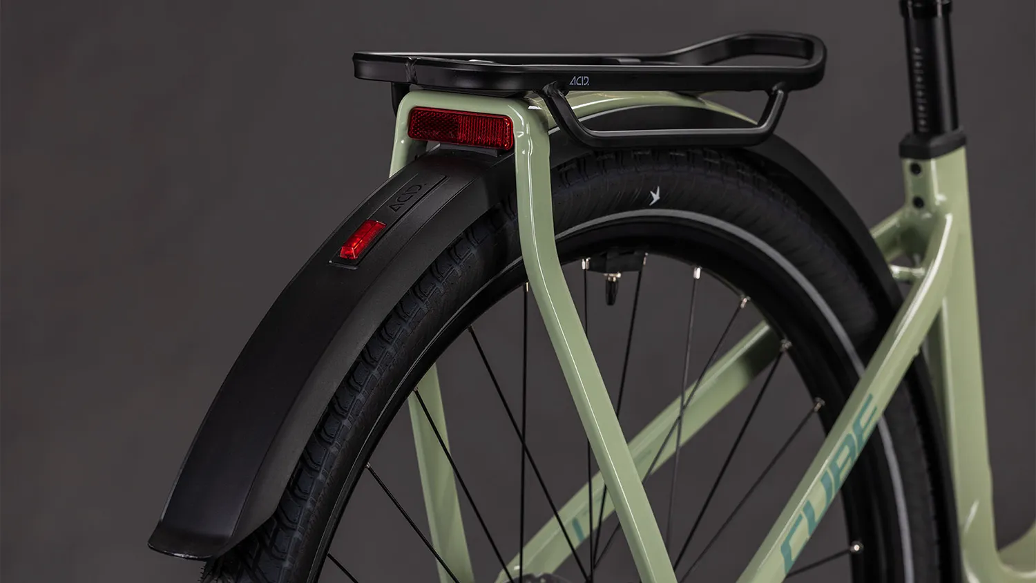 Cube 2026 Kathmandu Hybrid ONE 800 pea´n´green