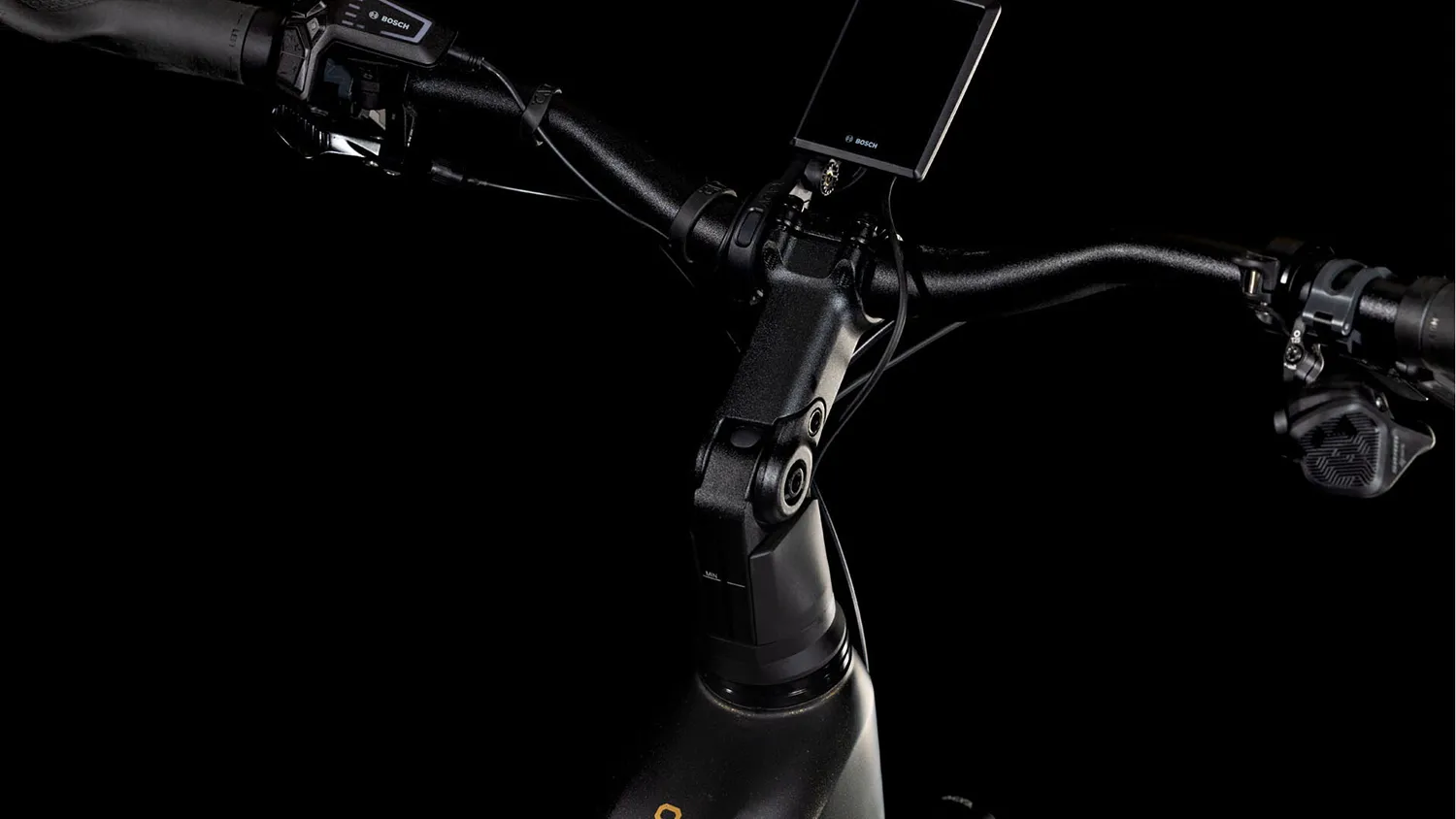 Cube 2025 Kathmandu Hybrid SLT golddust´n´black 800 (Wave)