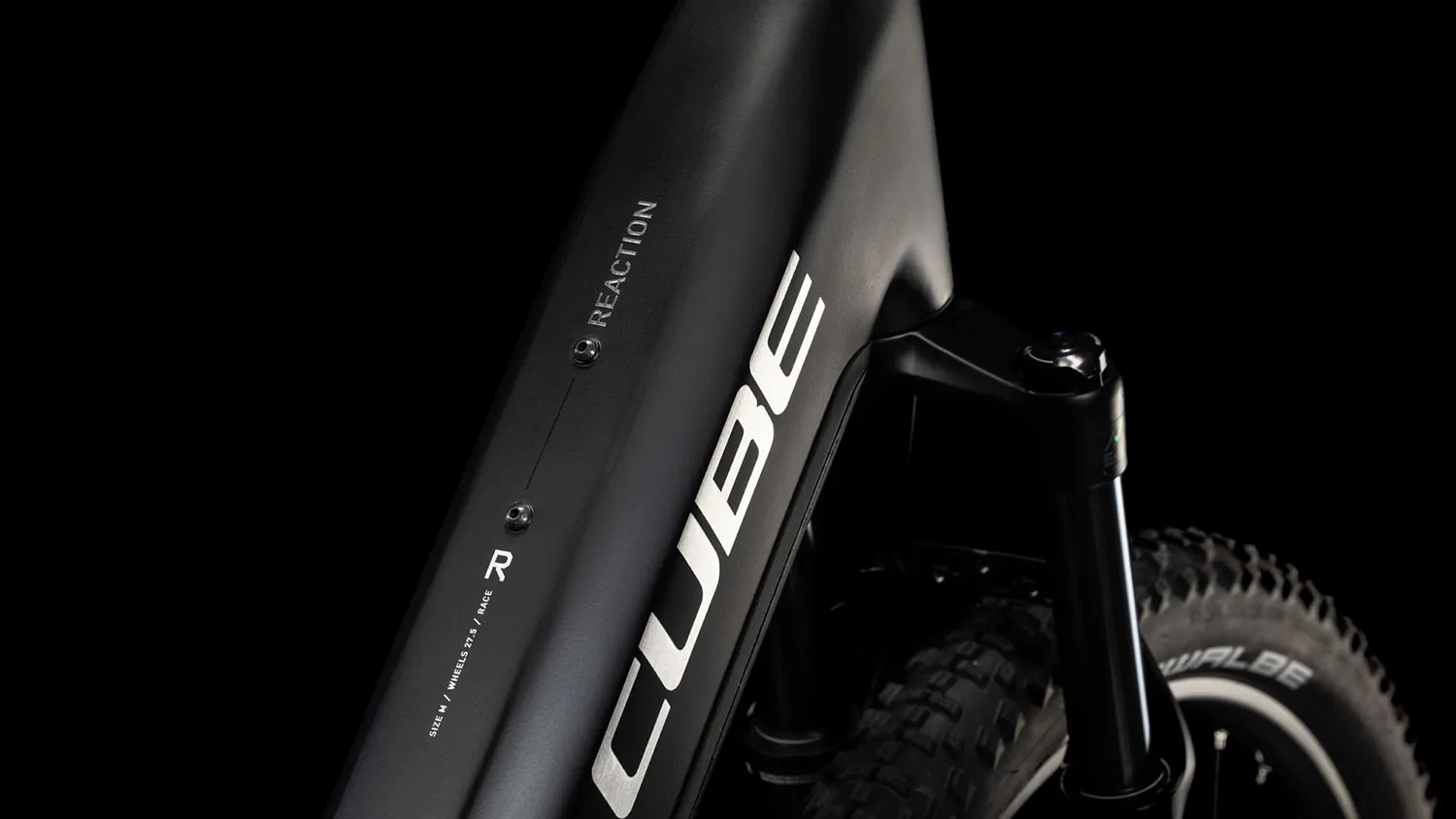 Cube 2025 Reaction Hybrid Race black´n´metal 800 (Wave)