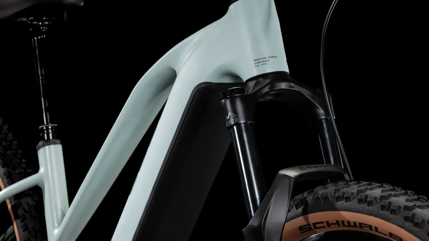 Cube 2025 Reaction Hybrid Race desertgreen´n´prism 800 (Trapez)