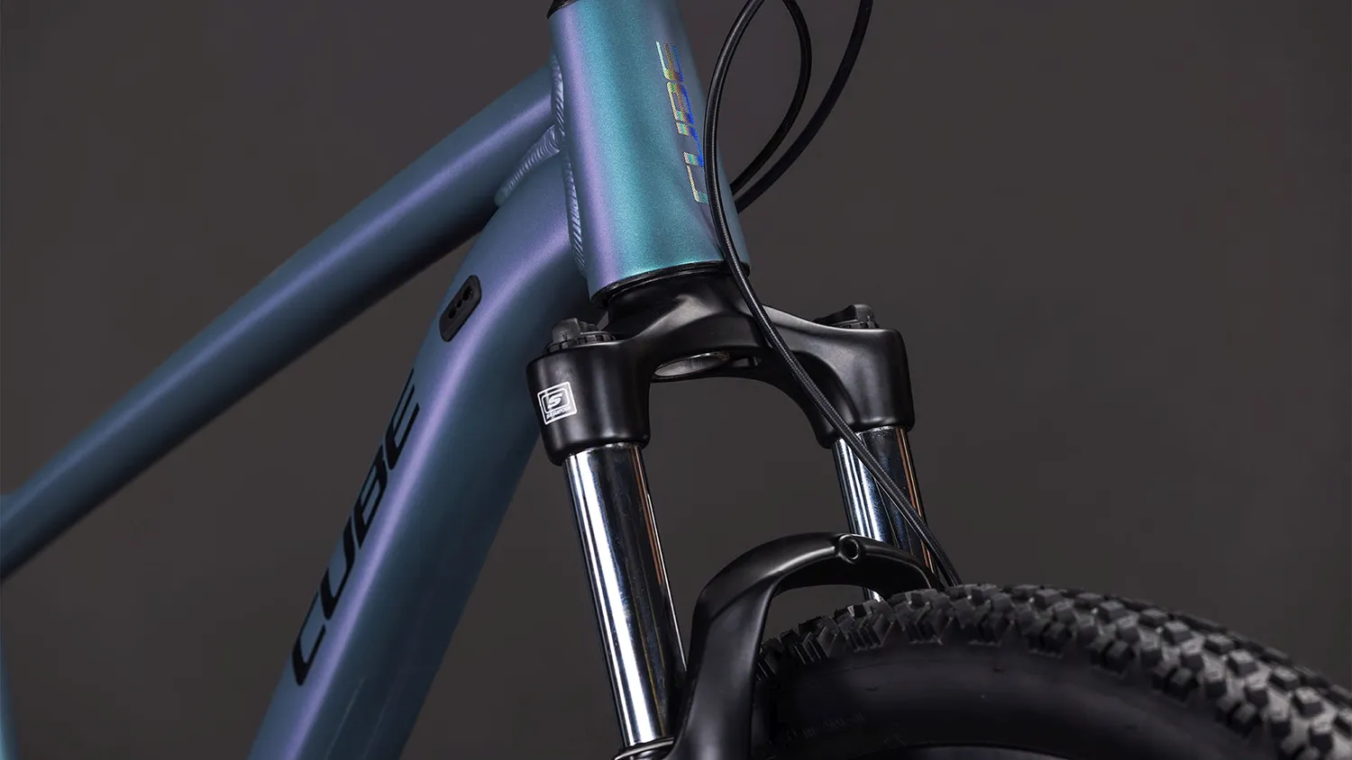 Cube 2026 Aim Pro smaragdgrey´n´prism | L