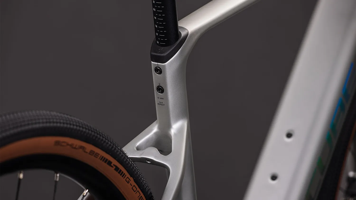 Cube 2026 Nulane Hybrid C:62 Race 400X sleekgrey´n´prism | XL